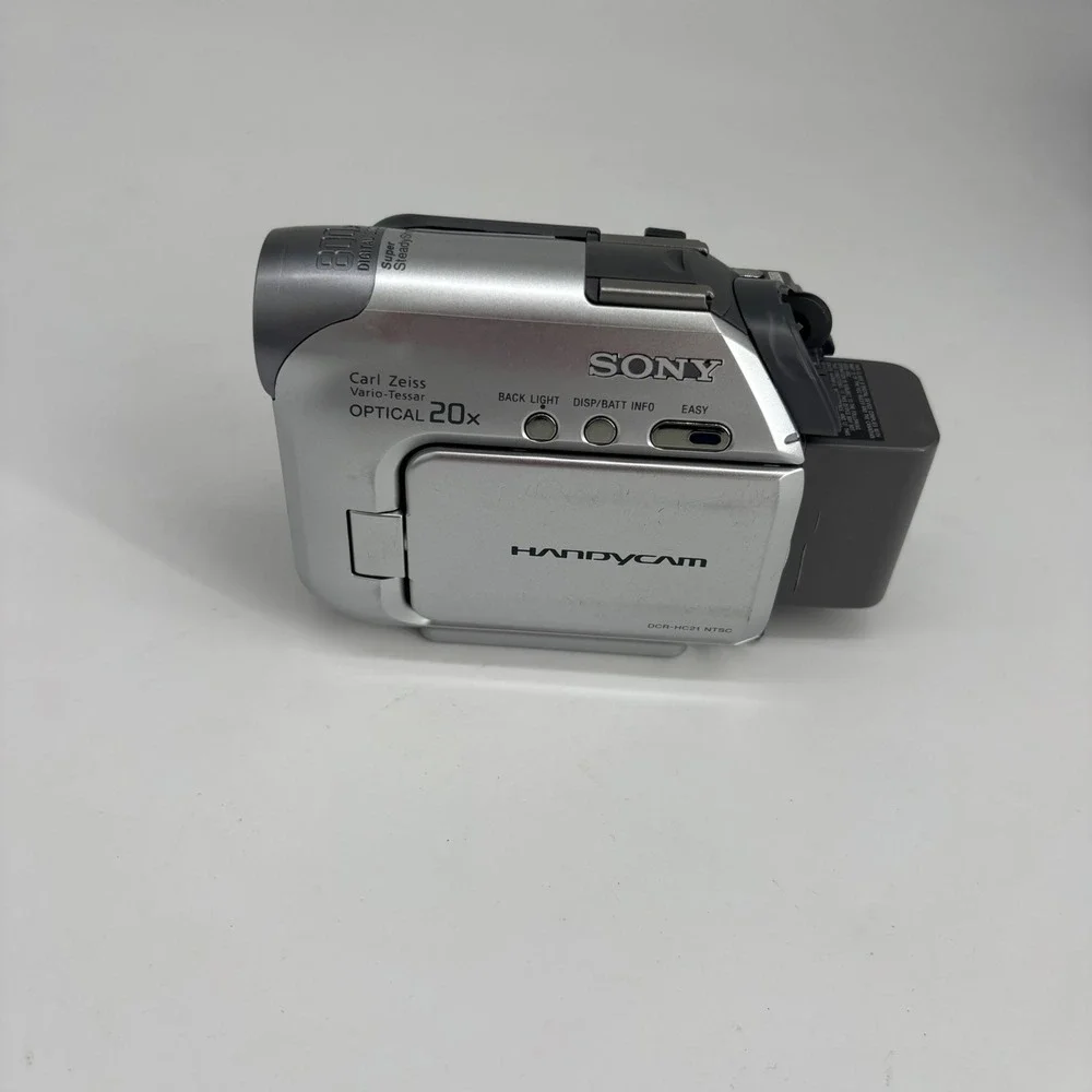 VTG Sony Handycam DCR-HC21 Camcorder Silver MiniDV 20x Optical Zoom Bundle Y2K